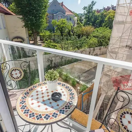 Close-urban Chic - Great Location - Kamienica Kollotaja